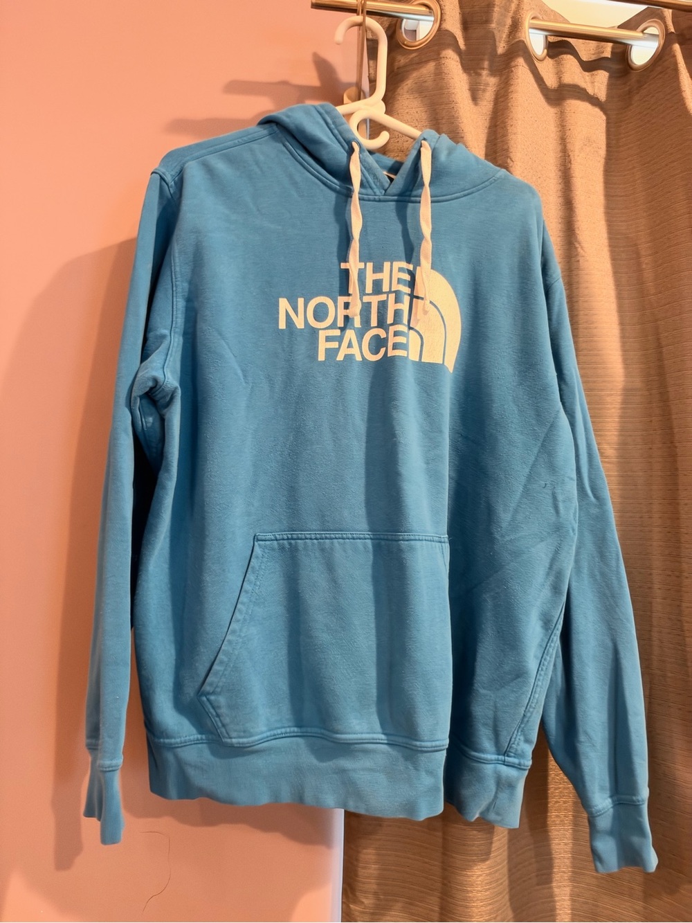 The North Face Men's Light Blue Logo Crewneck Hoodie